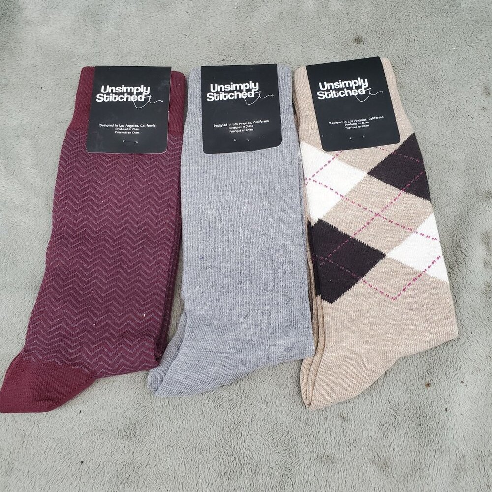 Unsimply Stitched Socks Mens One Size Three Pack of Crew Socks *NWT*